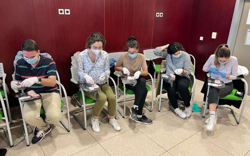 III Curso Práctico en Suturas y Cirugia Menor
